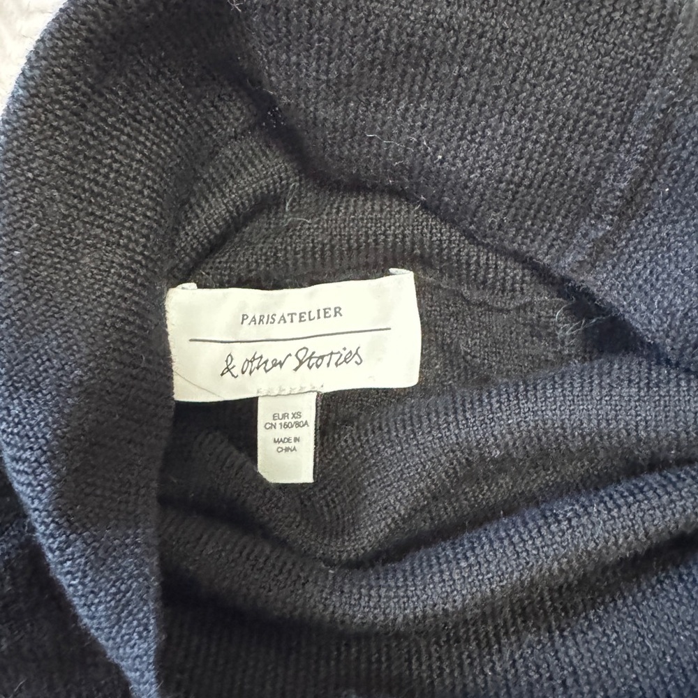 & Other Stories Black Turtleneck Sweater in XS - Picture 2 of 7